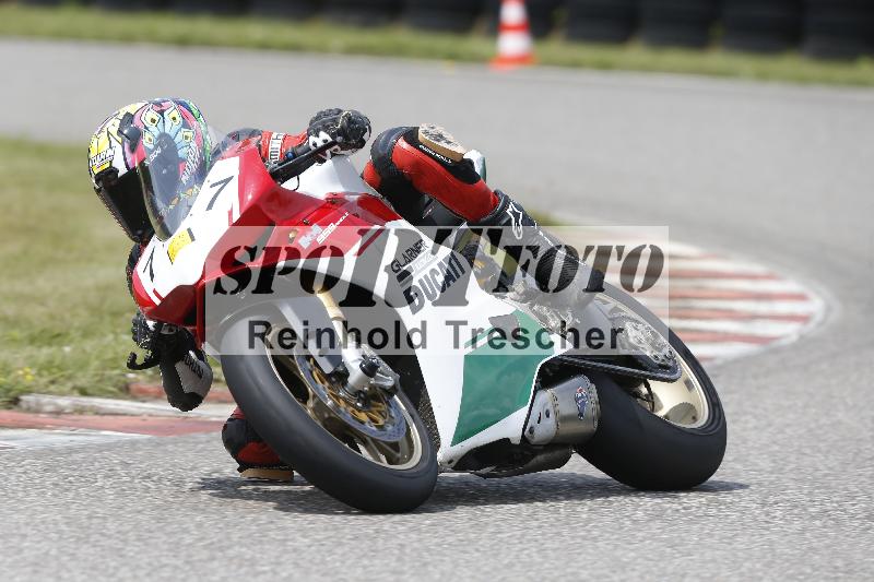 /24 08.06.2025 TZ Motorsport ADR/Gruppe gelb/77